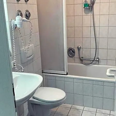 Esszimmer By F.mueller Hotel Schwegenheim